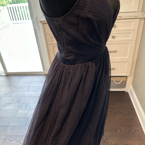 Express Navy Tulle V-Neck Dress - Size 6 NWT - Picture 3 of 9